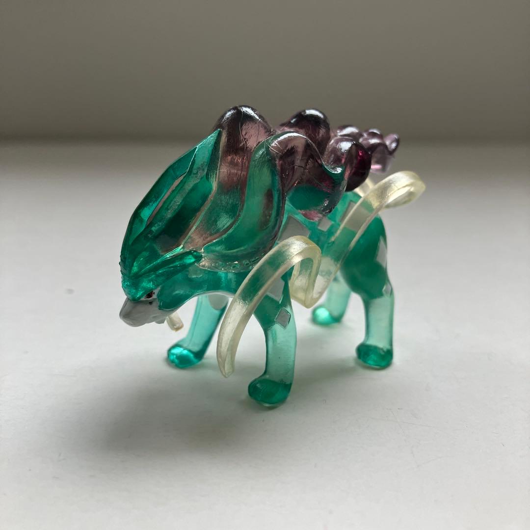ポケモン　モンスターコレクション フィギュア　クリア　スイクン
