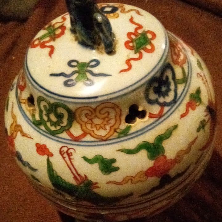 中国陶磁器　明朝万歴　香炉