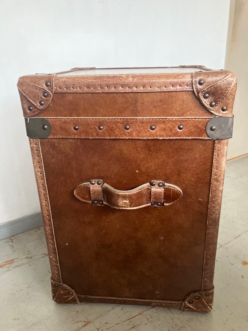 アスプルド　halo ハロ　パリストランク　本革　レザー　キャビネット