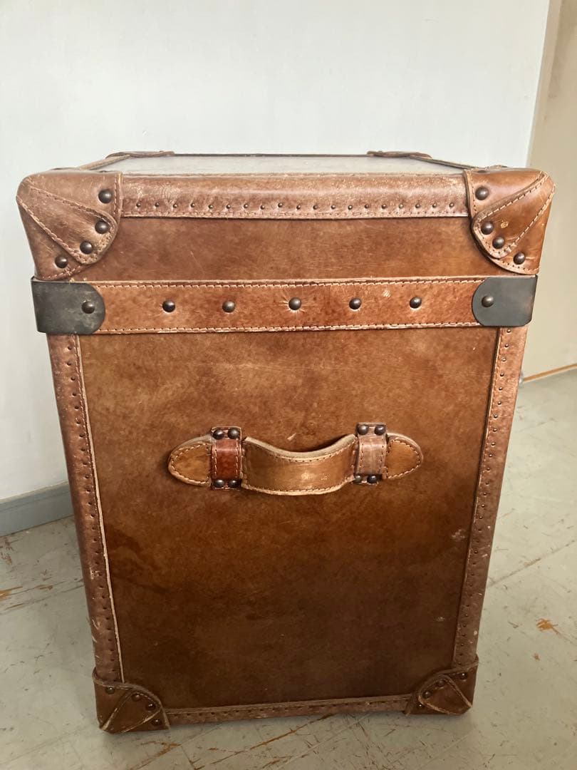 アスプルド　halo ハロ　パリストランク　本革　レザー　キャビネット