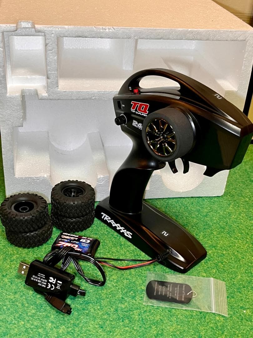 【トラクサス　TRX4M 1/18 ディフェンダー 中古品】◆匿名・翌日配送！