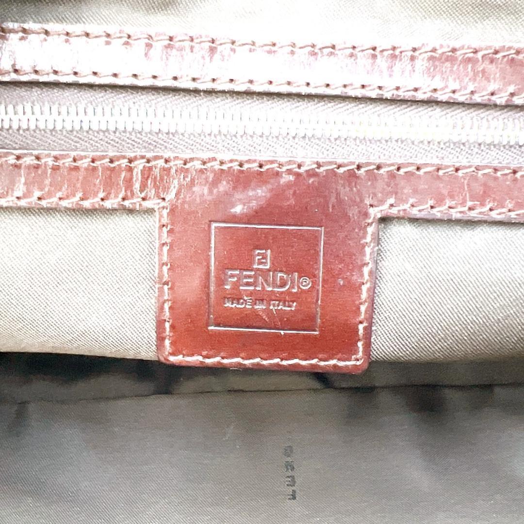 【最終価格】FENDI　フェンディ　ショルダーバッグ　ズッカ柄