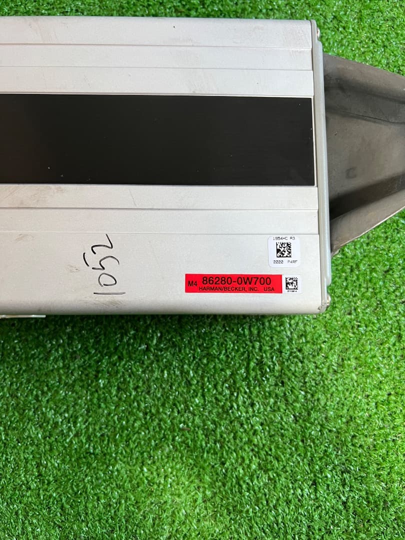 マークレビンソンアンプ 86280-0W700