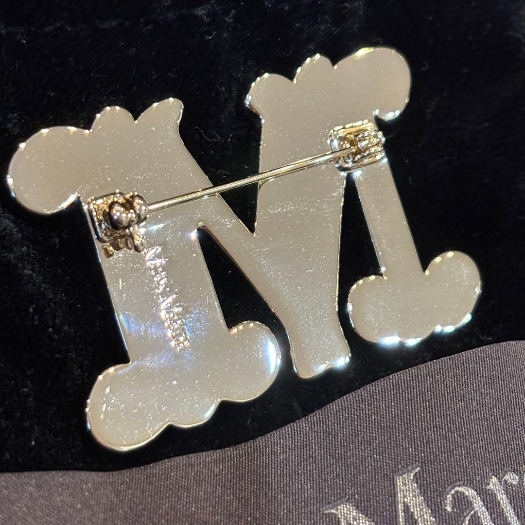 MAX MARA マックスマーラ　ブローチ　M