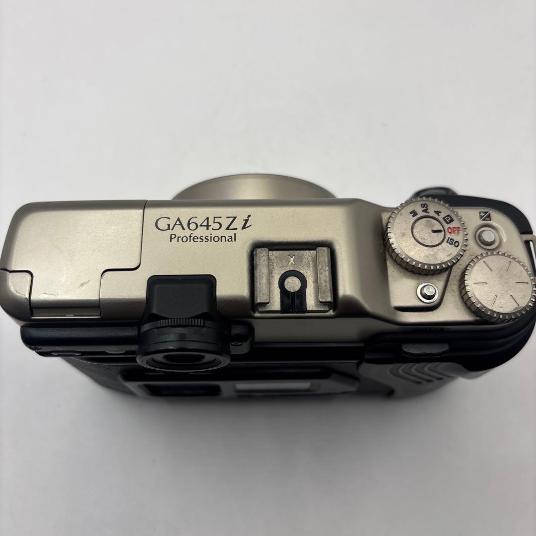 フィルムカメラ FUJIFILM GA645zi Professional