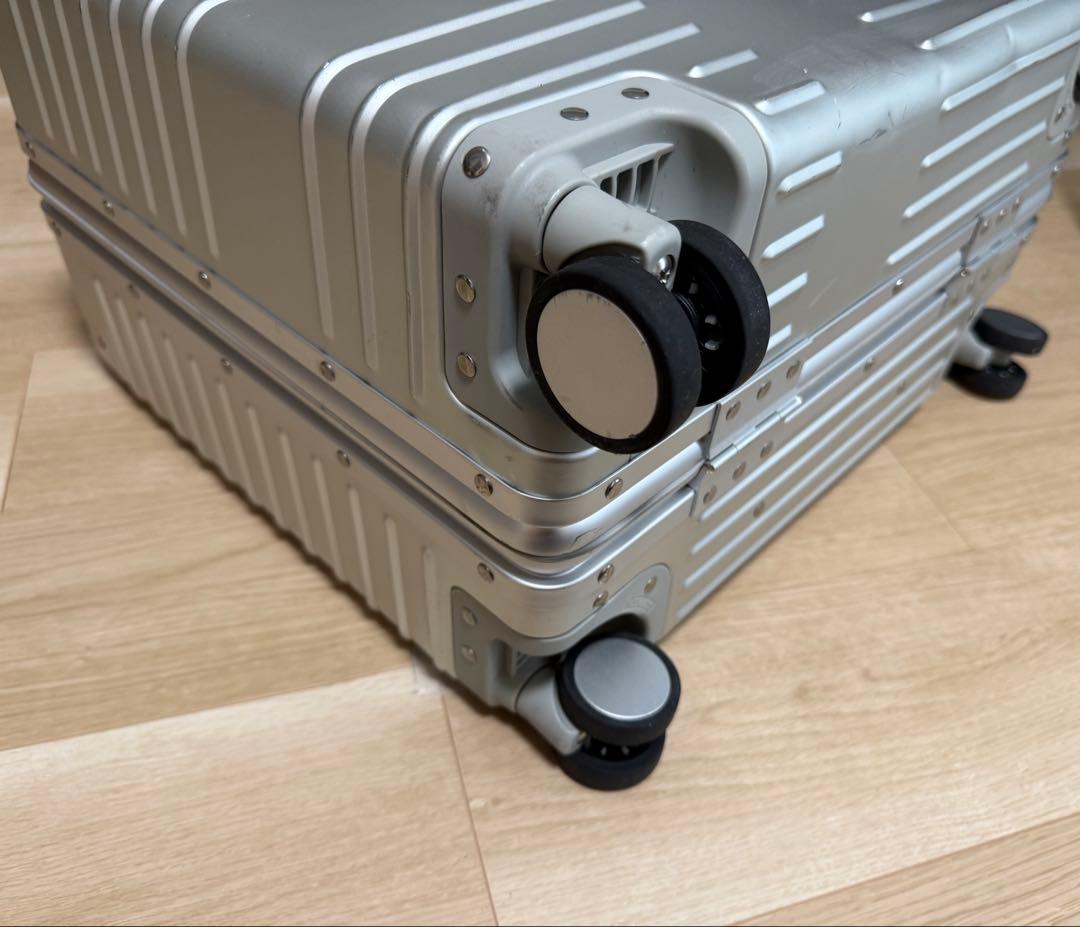 【innovator】 アルミスーツケース 横型 42L （INV1611）