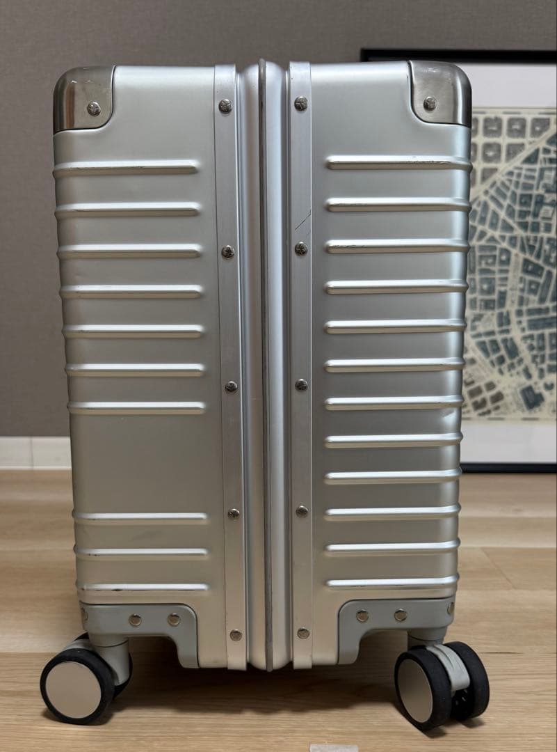 【innovator】 アルミスーツケース 横型 42L （INV1611）