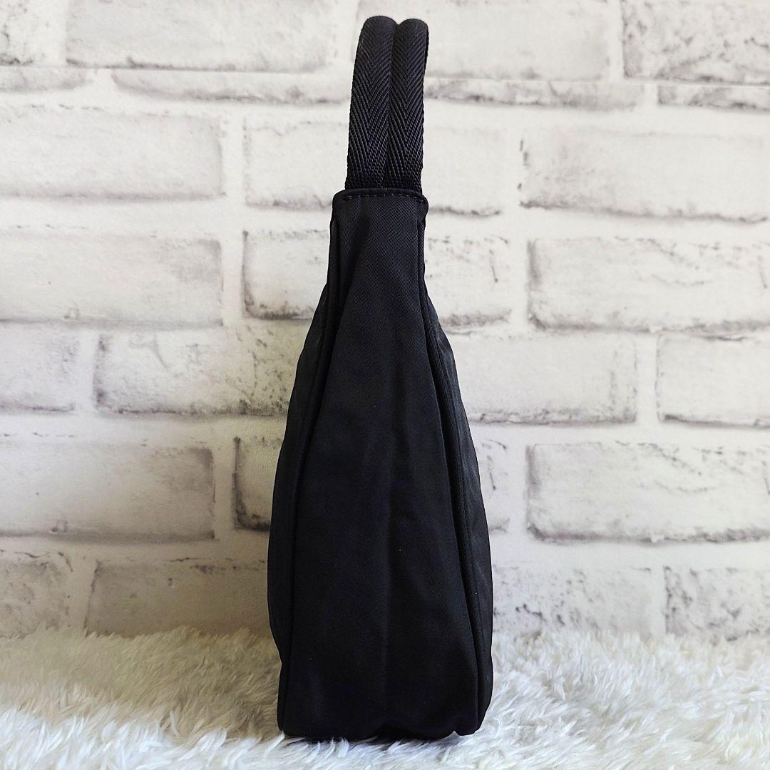 プラダ アクセサリーポーチ ミニハンドバッグ 三角ロゴ ブラック レディース