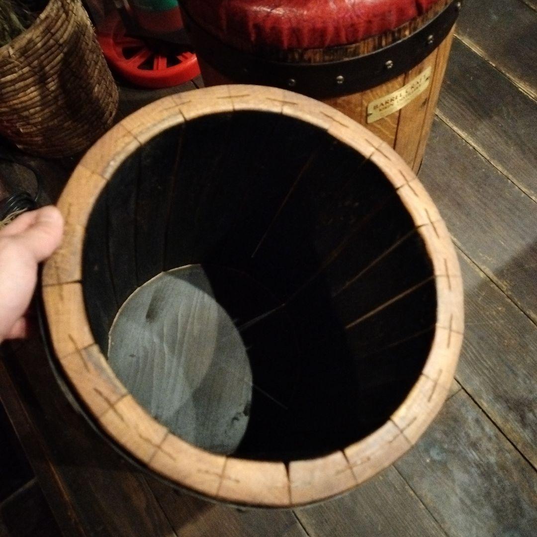 Chika BARREL CRAFT スツール 赤or黒