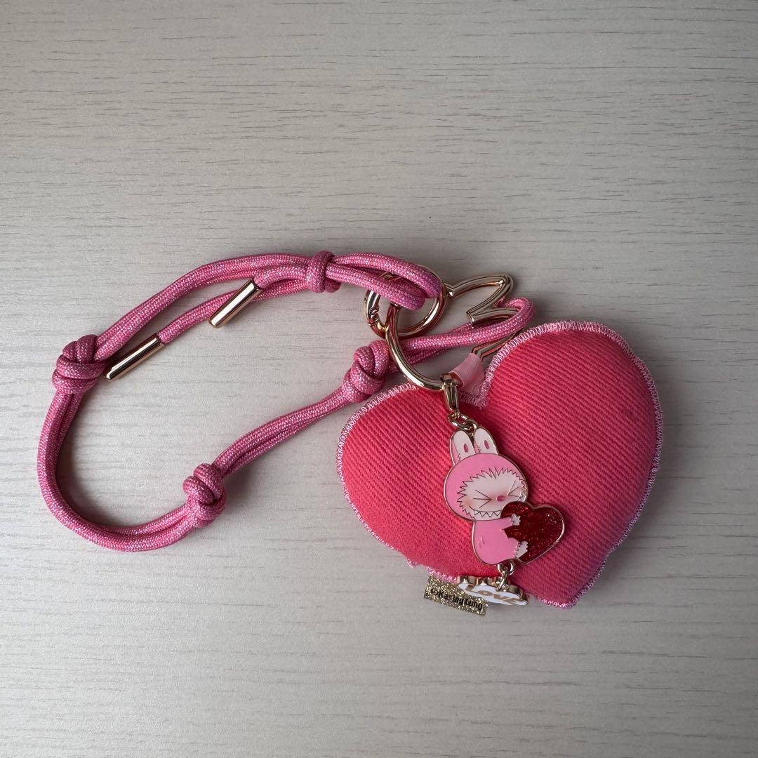 ラブブ PIN FOR LOVE イニシャル キーリング シークレットハート