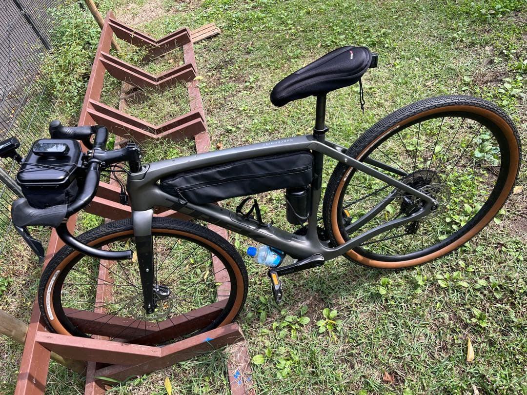 トレックチェックポイントSL5