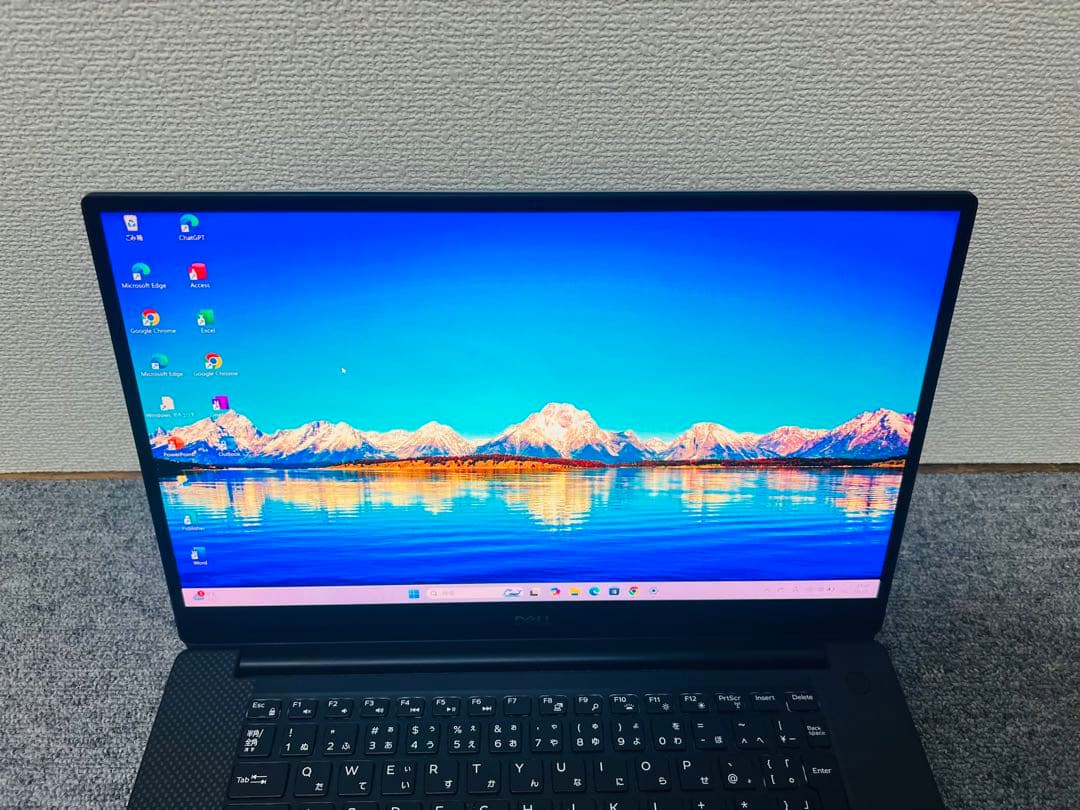 Windowsノート本体 Dell Precision 5540 Core i9 32GB 1TB