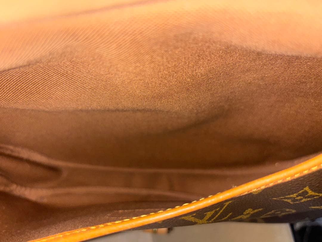 Louis Vuitton ルイヴィトン　ソミュール30 モノグラム 美品