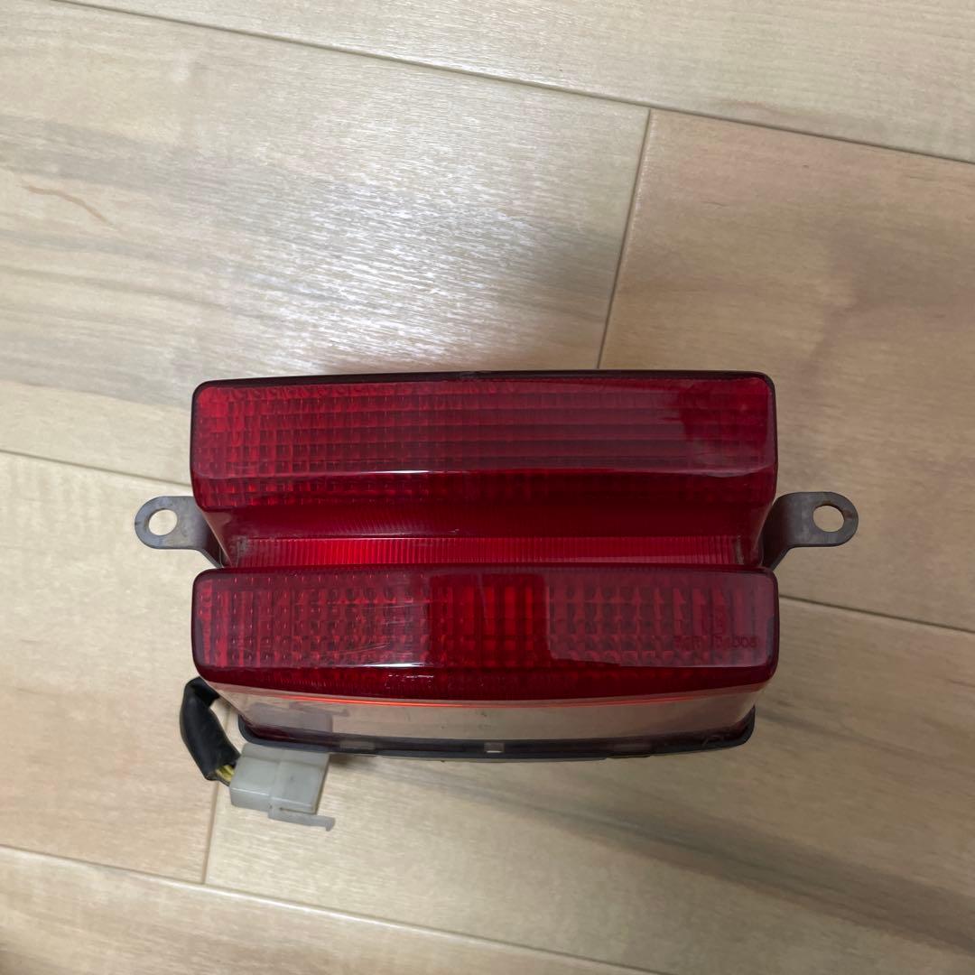 XJR400 テールランプとテールランプステー