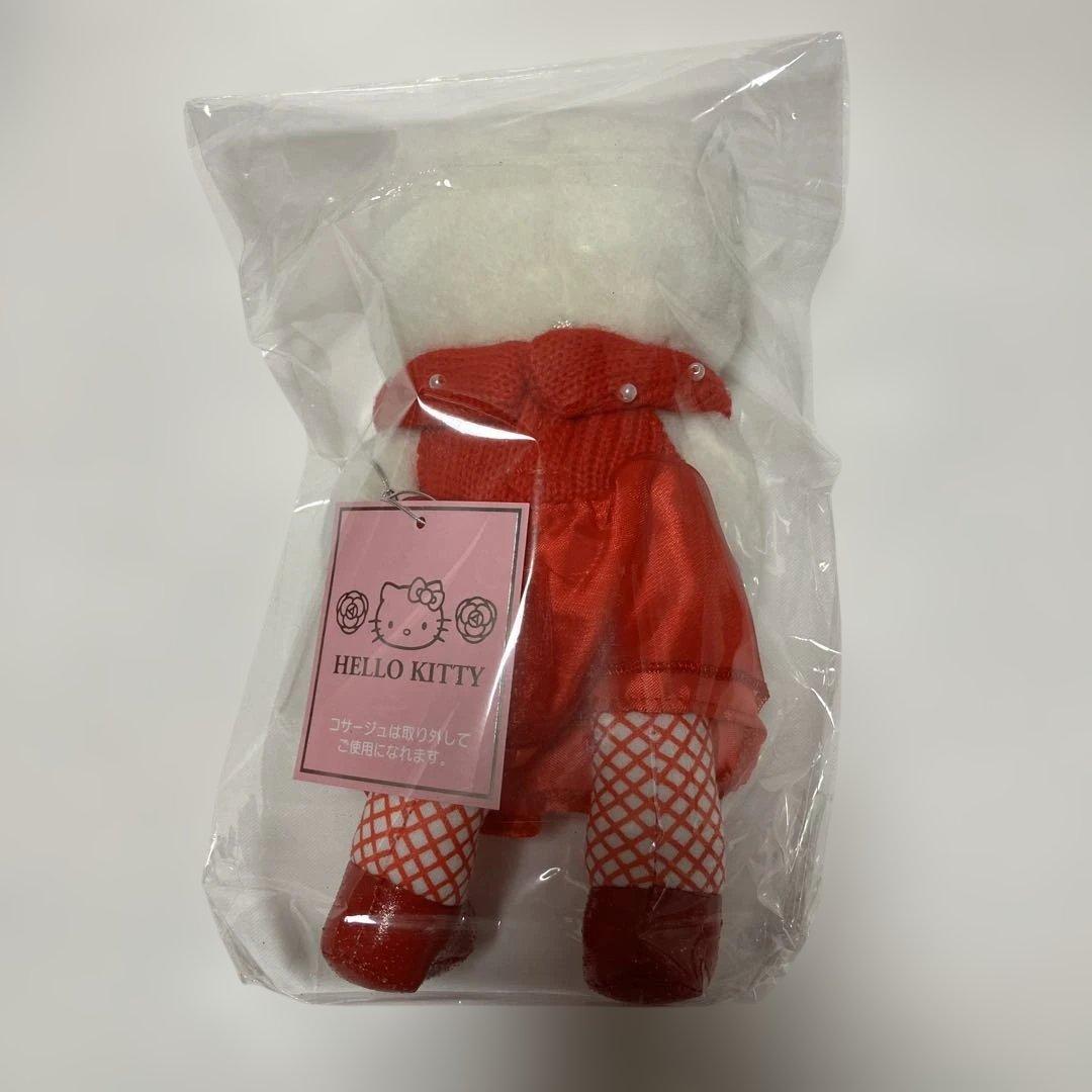 ハローキティ　ぬいぐるみ　ファッションドール