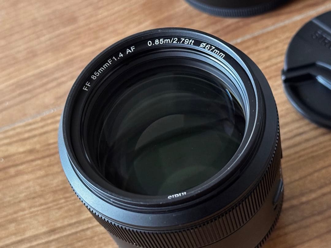SIRUI 85mm F1.4 aurora SONY用