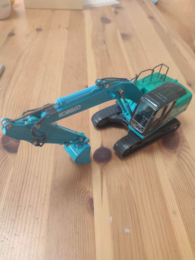KOBELCO sk200 1/43スケール