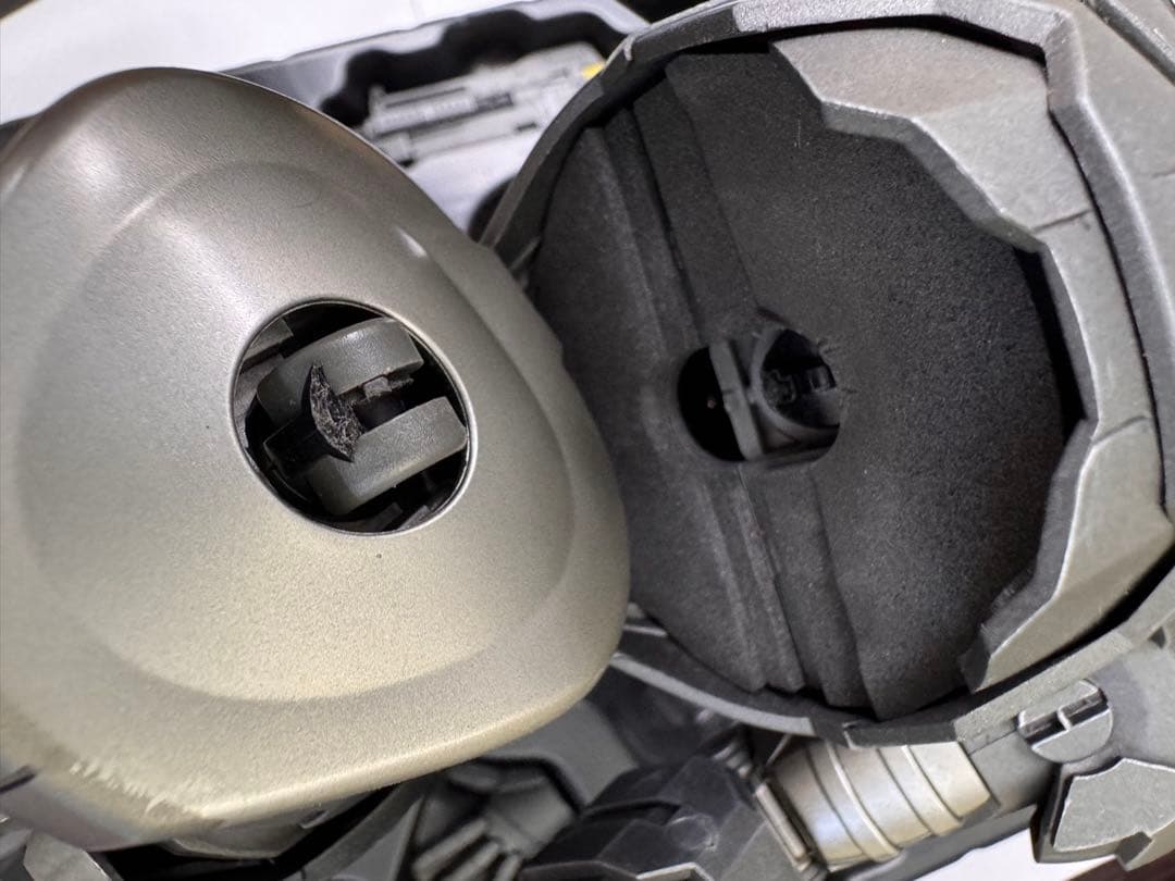 破損あり ホットトイズ アイアンマン ウォーマシン フィギュア