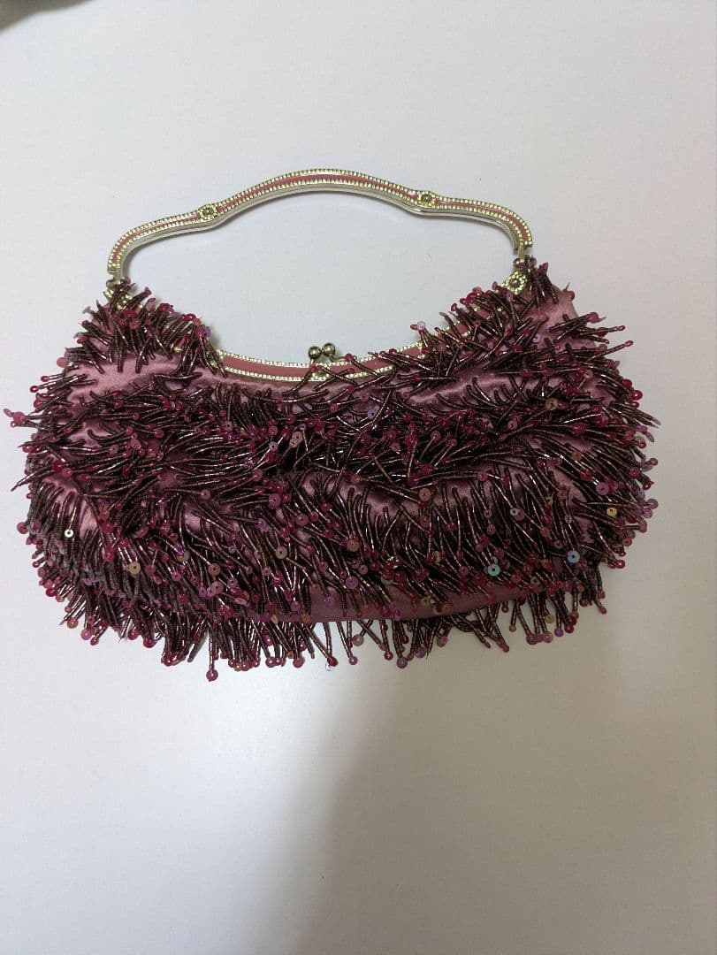 ビーズ装飾付きワインレッドパーティーバッグ