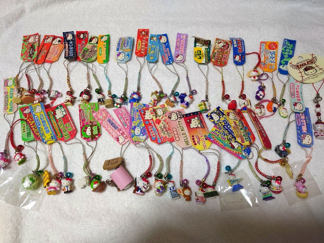 ご当地キティ根付け　　42個セット