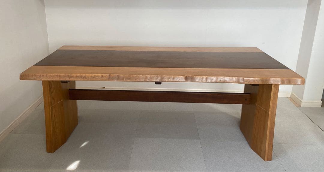 カリモク　ダイニングテーブル　サイズ約長165×幅90×高63cm 板厚4cm