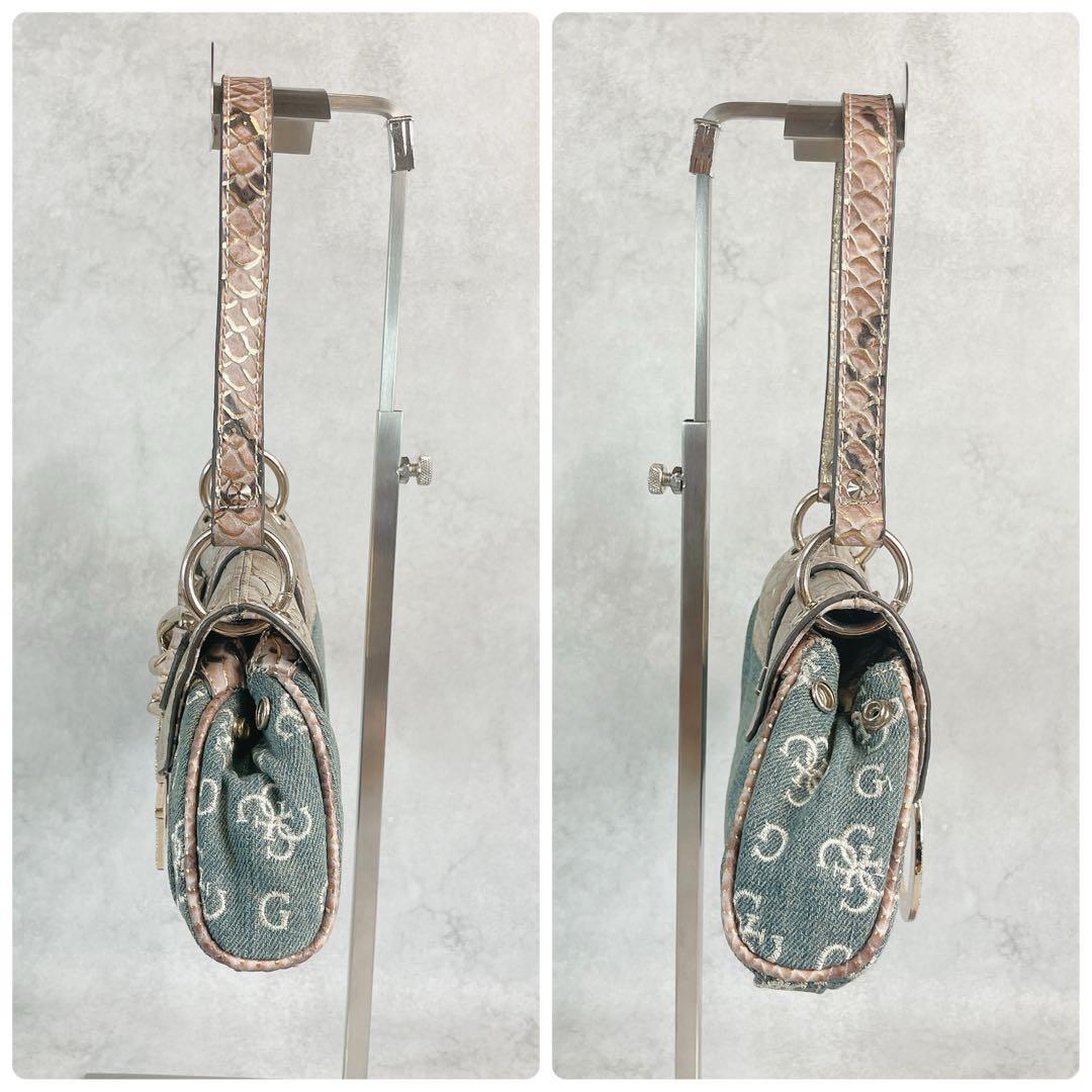 GUESS ゲス　ミニバッグ　バンドバッグ　y2k