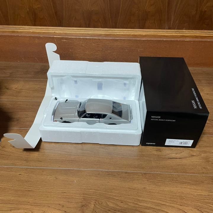 新品　 京商 1/18 日産 スカイライン 2000GT-R(KPGC110)