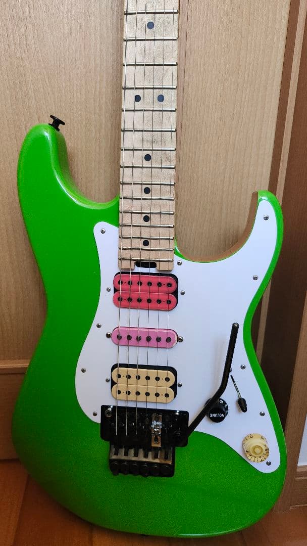 Charvel pro mod steve vai Green Meanie風