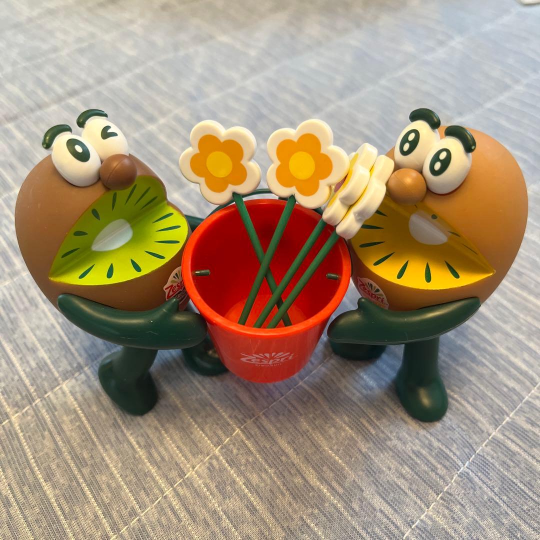 キウイブラザーズフィギュア