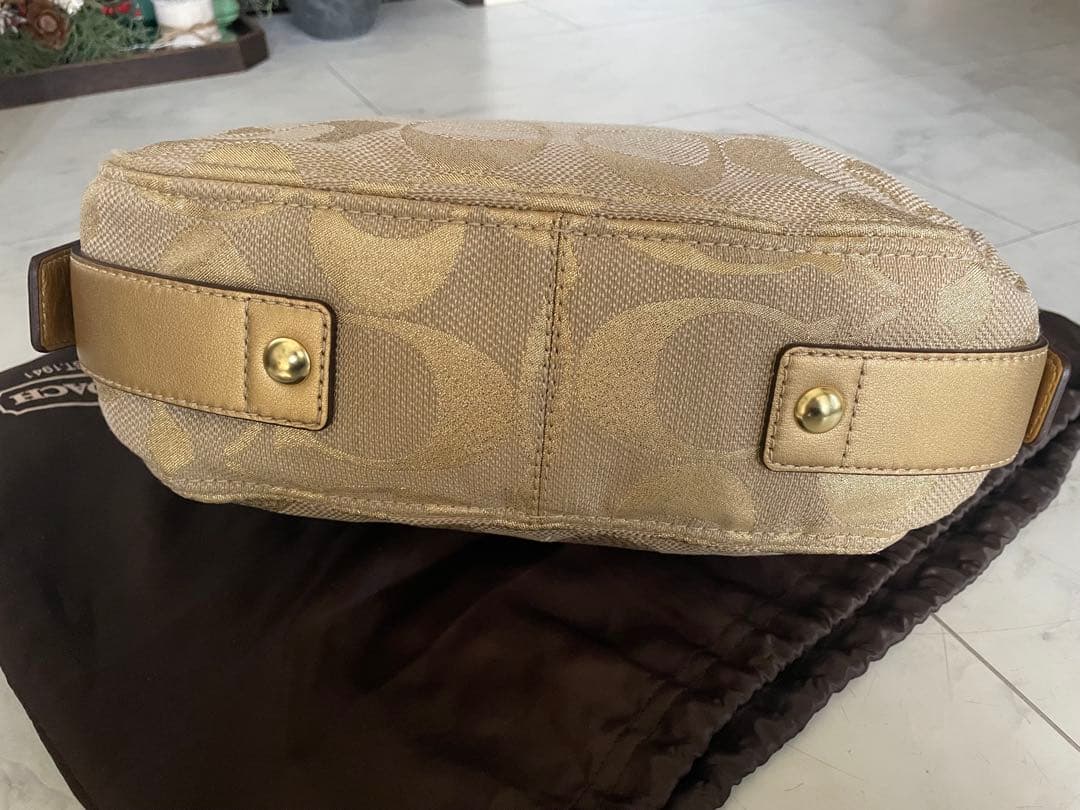 【未使用】COACH シグネチャー ソーホー ワンショルダーバッグ ゴールド