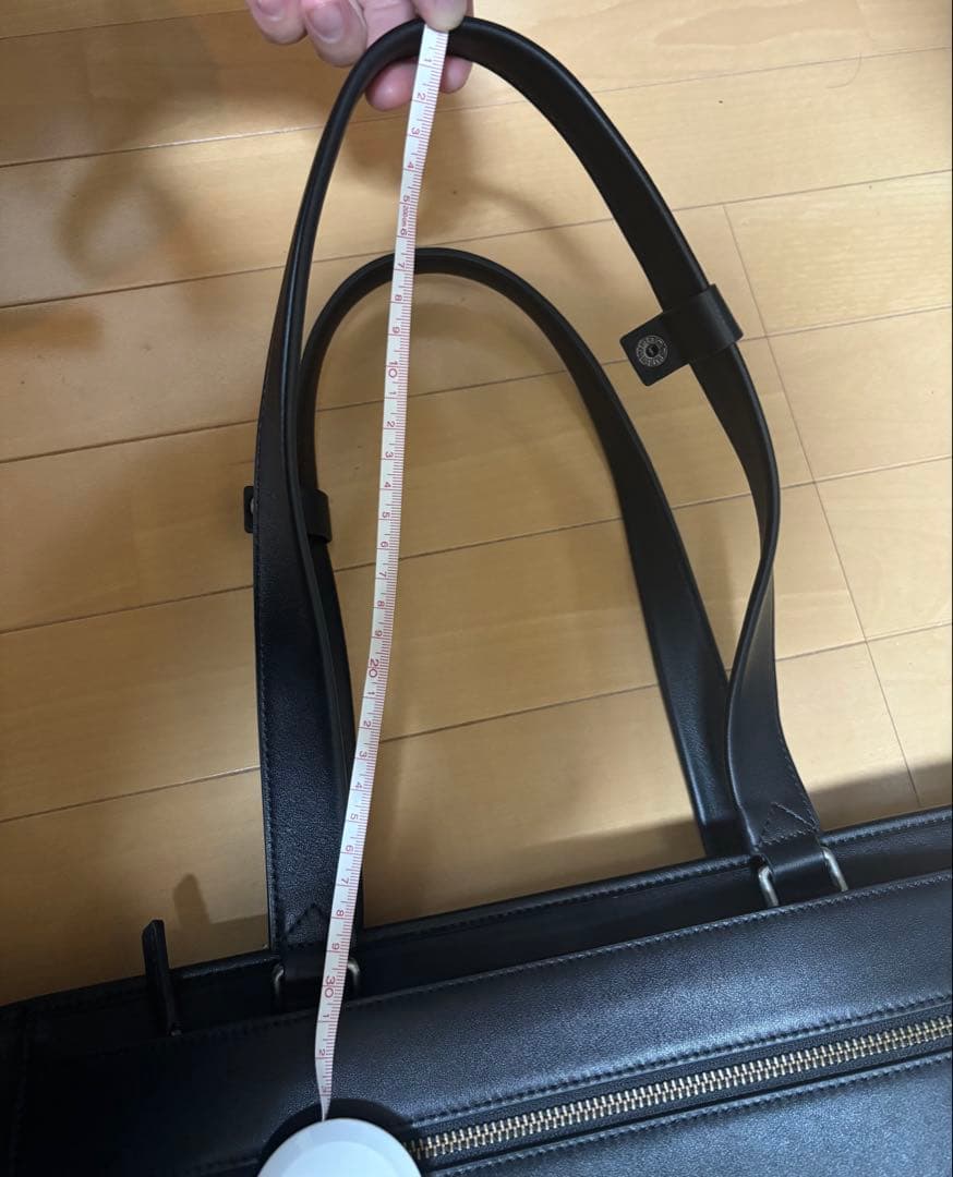 極美品　evoon 本革トートバッグ　自立　収納多数