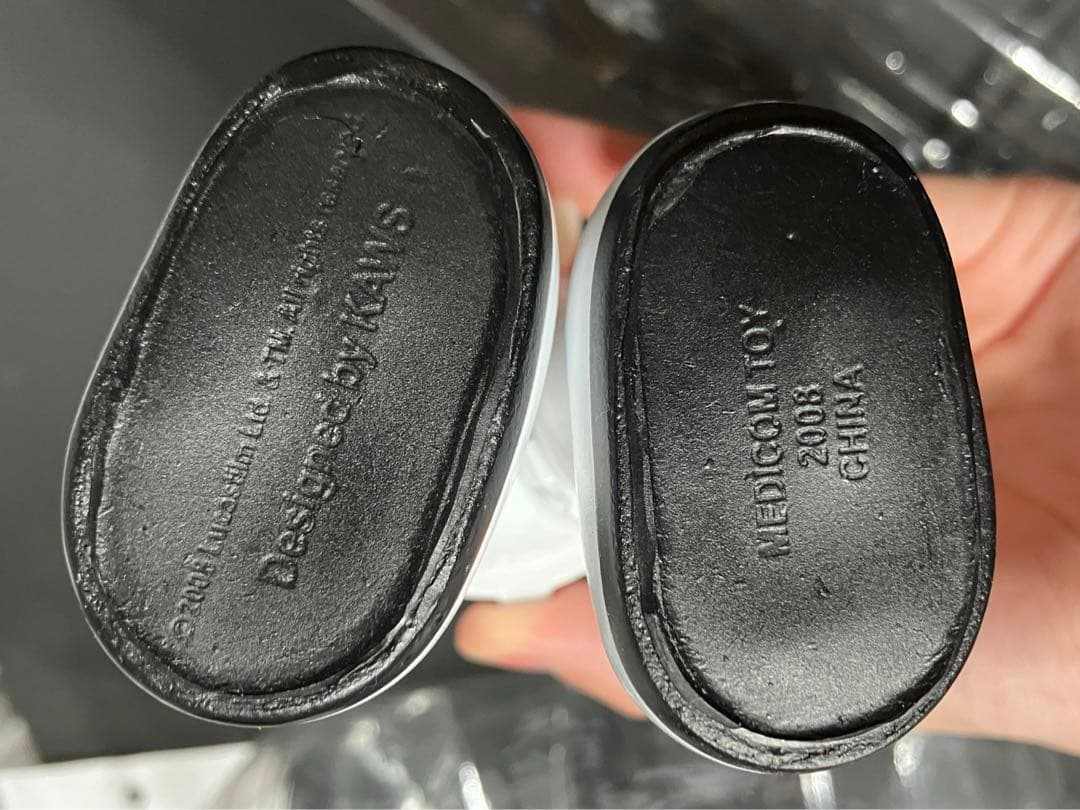 【開封品美品】スターウォーズ　カウズホリデー　ストームトルーパー　箱無し