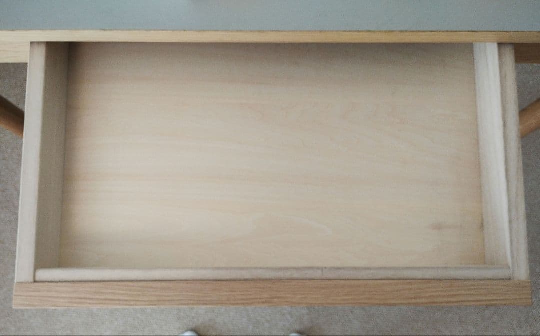 IDEE STILT TABLE 1000 PEBBLE GRAY 限定カラー