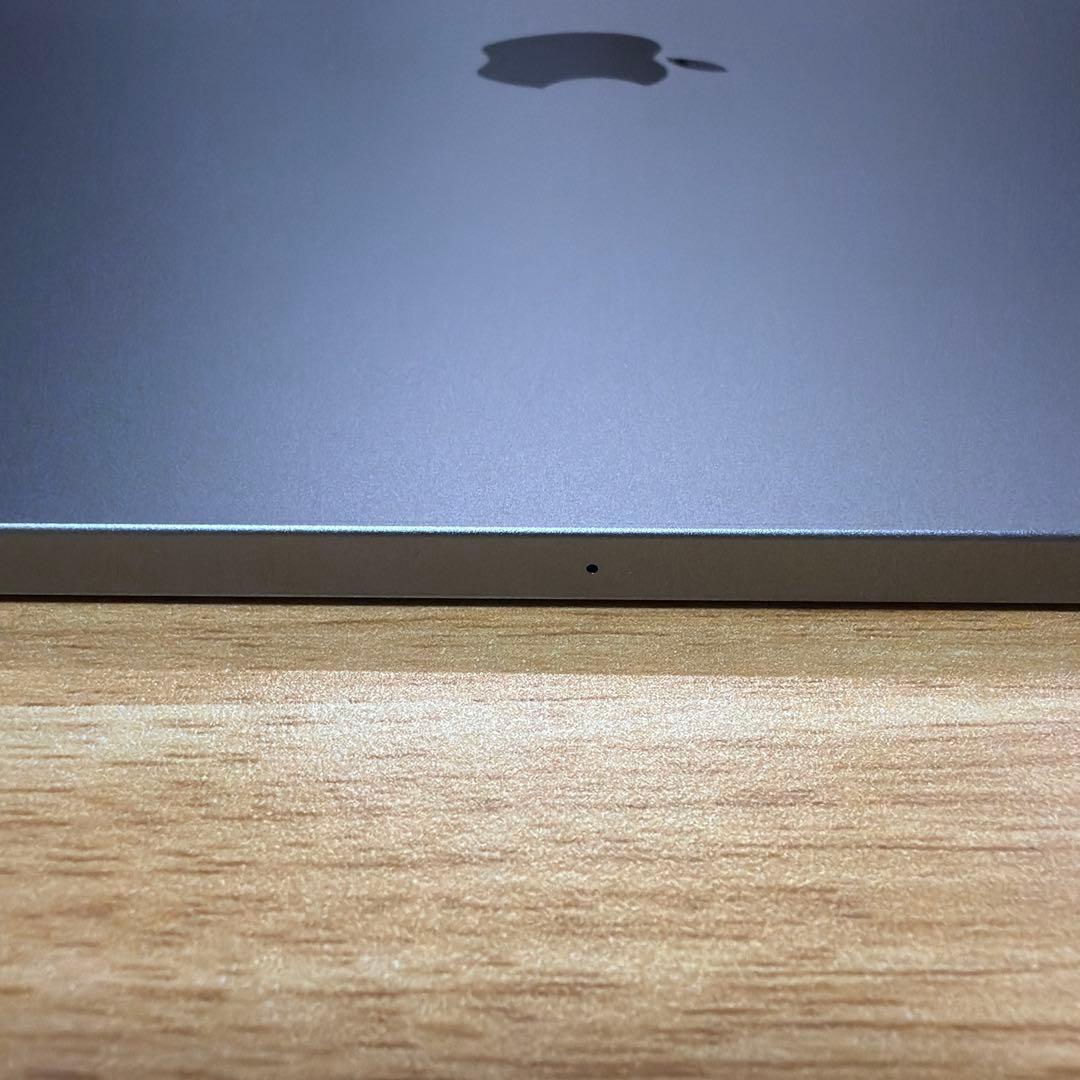 iPad Pro 12.9インチ 第6世代 256GB セルラー