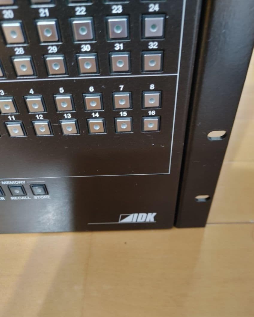 IDK オーディオマトリクススイッチャー MMV-3216 【プロ仕様】