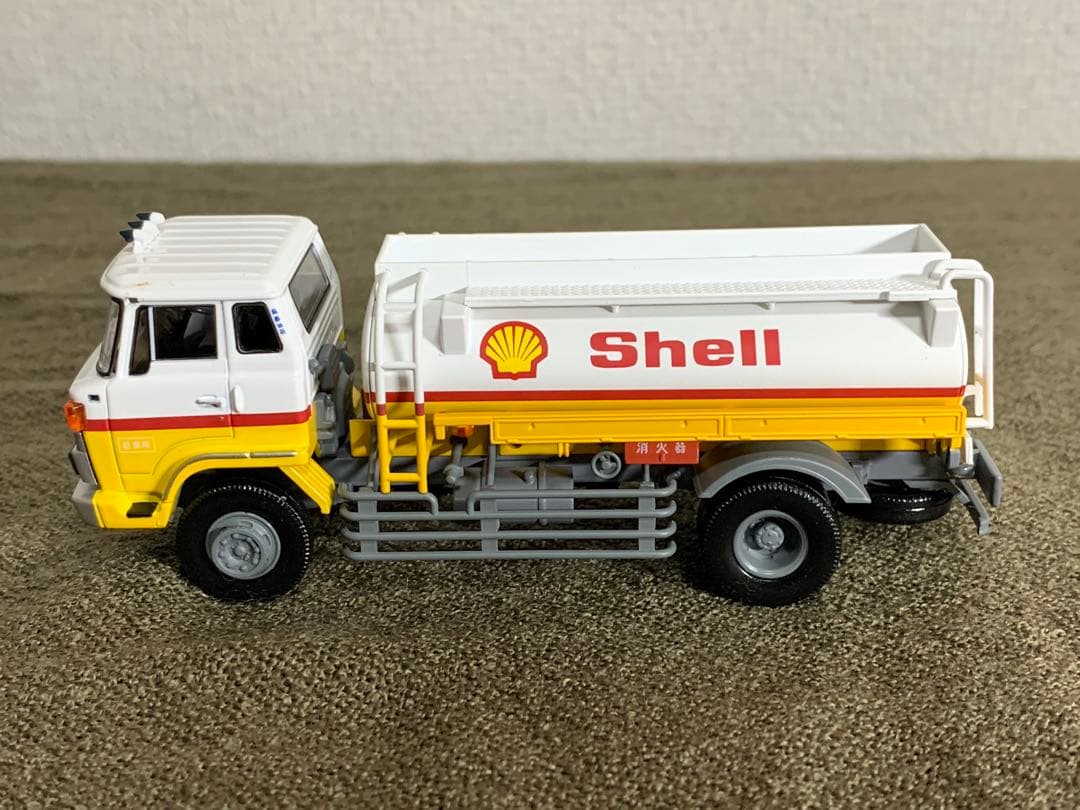 トミカリミテッドヴィンテージ LV-N49a 日野KB314型タンクローリー