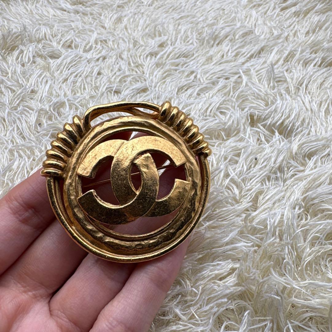 シャネル　ココマーク　ブローチ　刻印あり