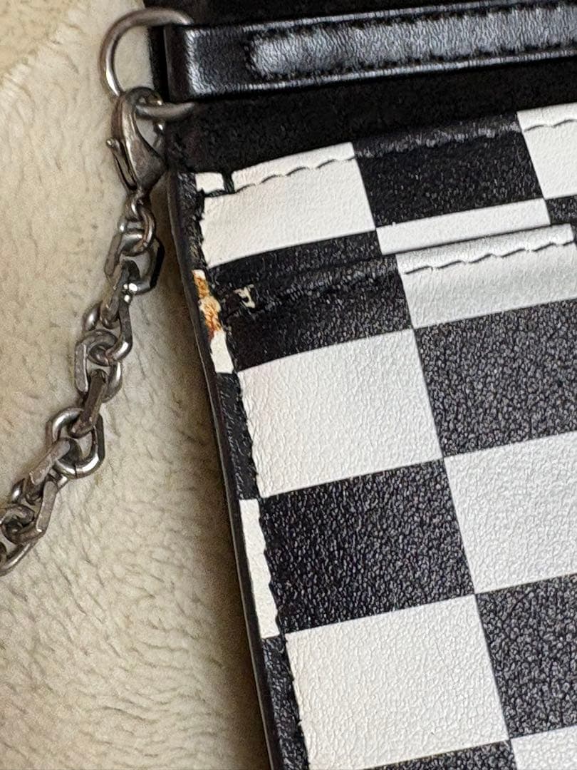 Christian Dior クリスチャンディオール 黒白チェーンウォレット