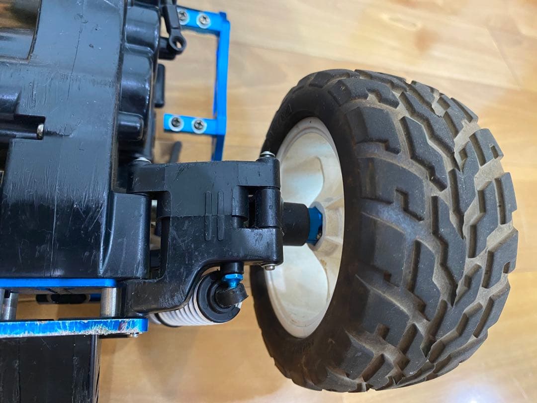 タミヤ GF01 シャーシ コミカルアバンテ　オリジナル塗装　オプション多数