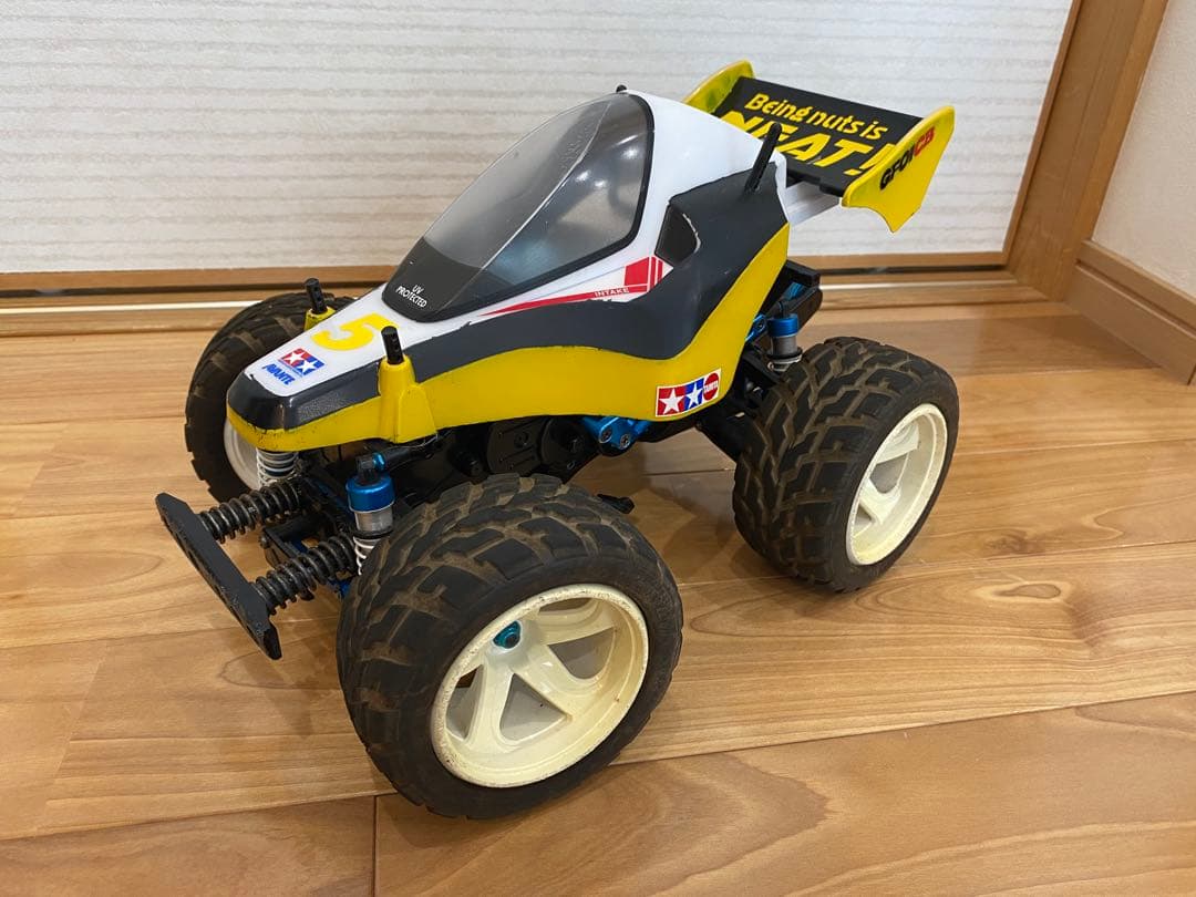 タミヤ GF01 シャーシ コミカルアバンテ　オリジナル塗装　オプション多数