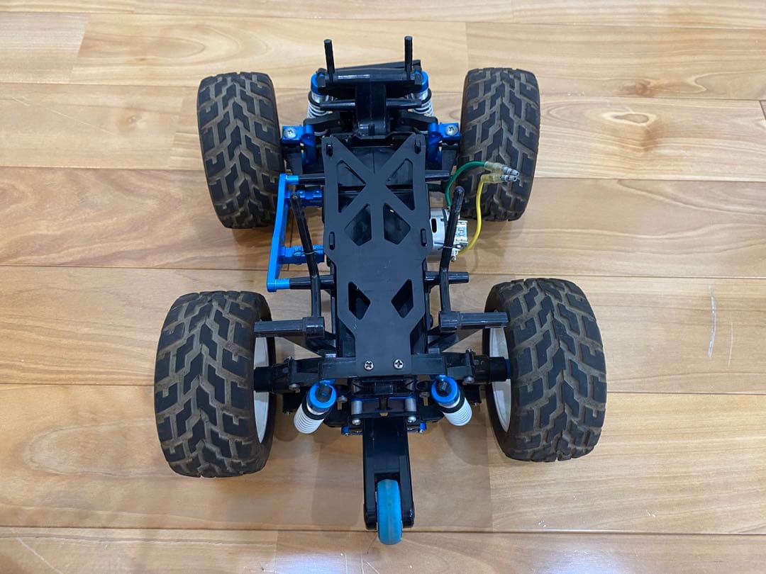 タミヤ GF01 シャーシ コミカルアバンテ　オリジナル塗装　オプション多数