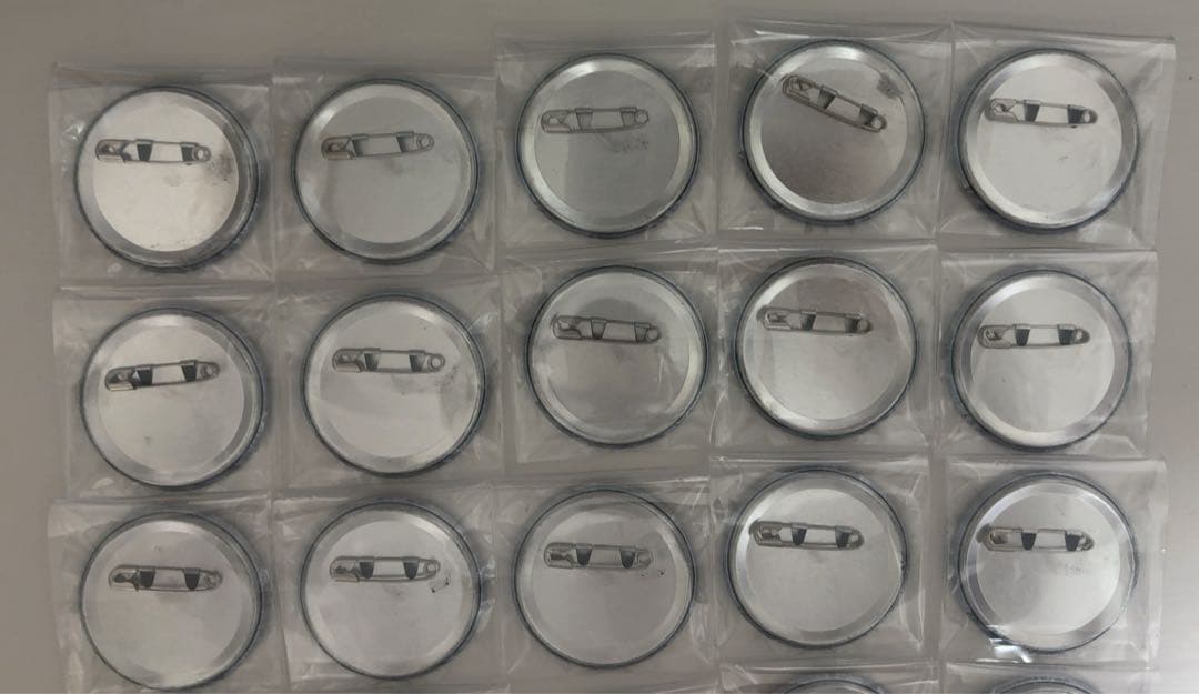 プロセカ 星乃一歌 缶バッジ セカイの宝石箱