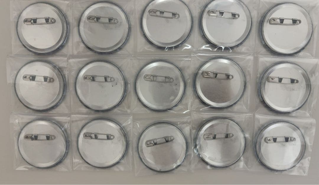 プロセカ 星乃一歌 缶バッジ セカイの宝石箱