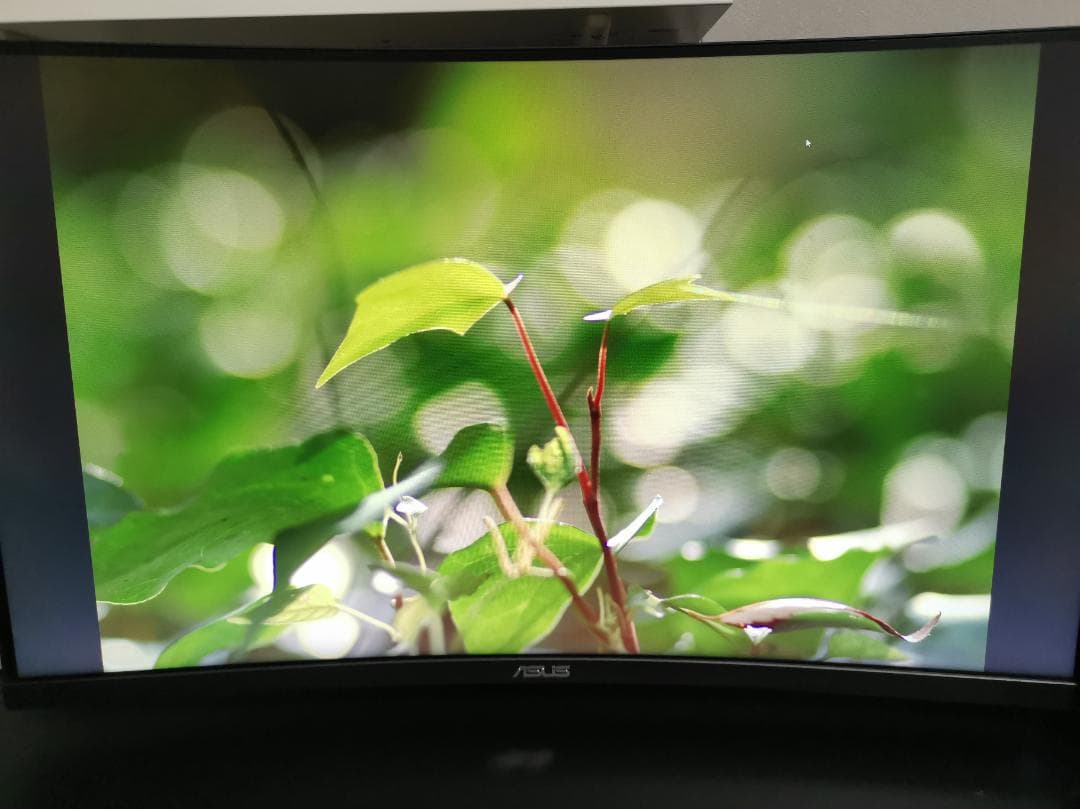 ASUS TUF Gaming 湾曲モニター VG32VQ WQHD 144Hz