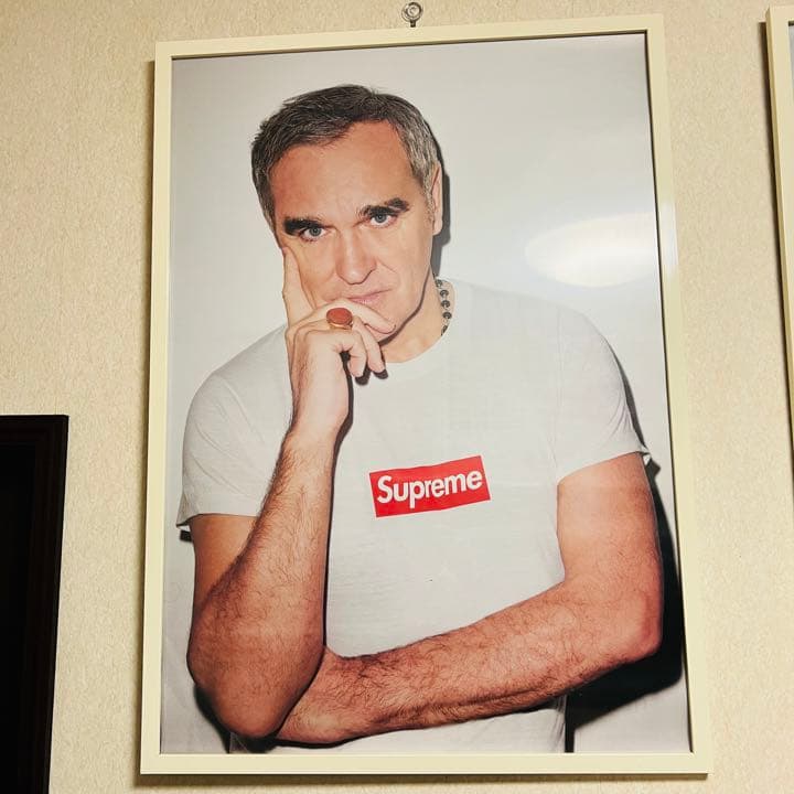 supreme モリッシー　ポスター額縁付き