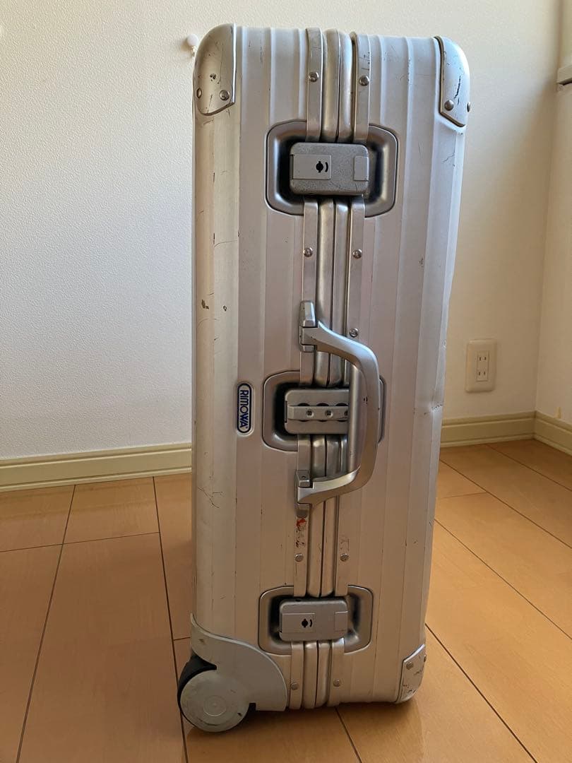 RIMOWA スーツケース　アルミ製　大型