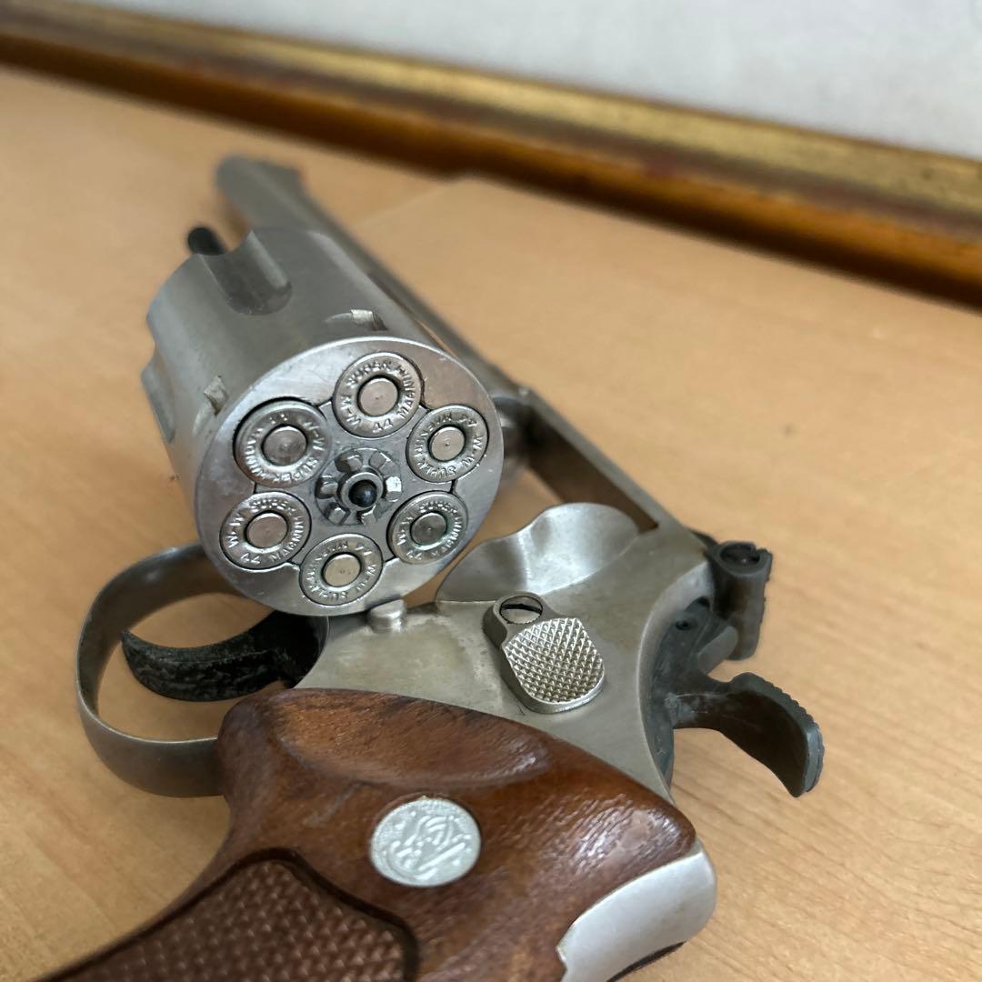 希少初期型スミス＆ウェッソン 44マグナム 1985-N MOD29- 2