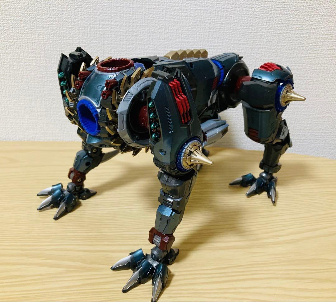 ダイアクロン：ワルダロアーズ＜ジャグワ＞／胴体&脚パーツ