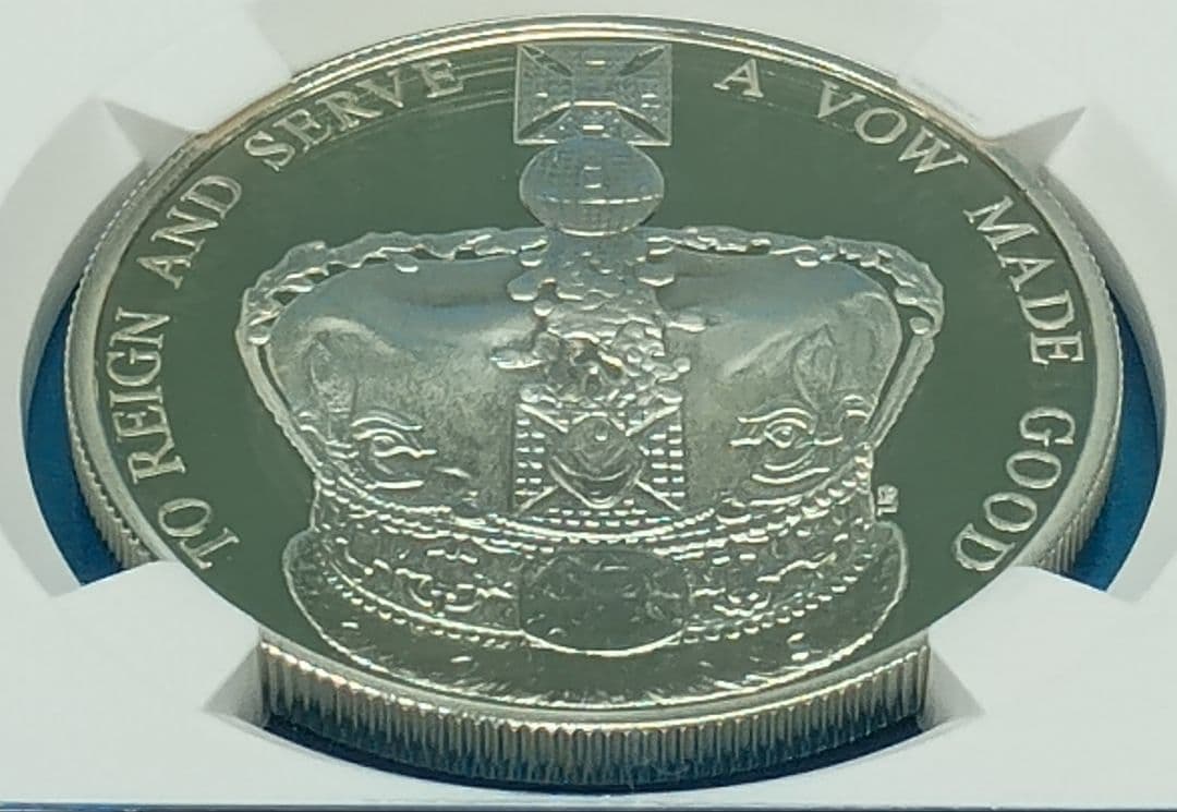 2013 エリザベス女王 戴冠60周年記念 5ポンド 銀貨 NGC PF68UC