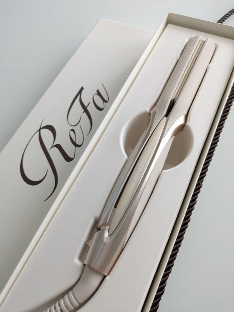 リファストレートアイロン プロ 新品未使用 アイボリー 5年間保証付き